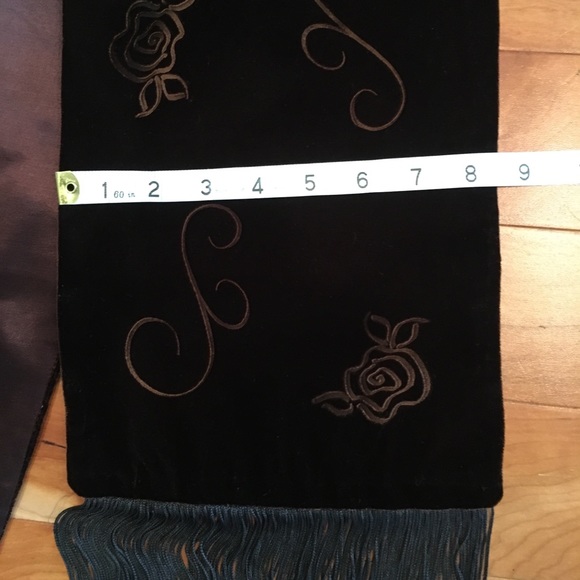 Gorgeous Plush Velour Scarf - Picture 3 of 5